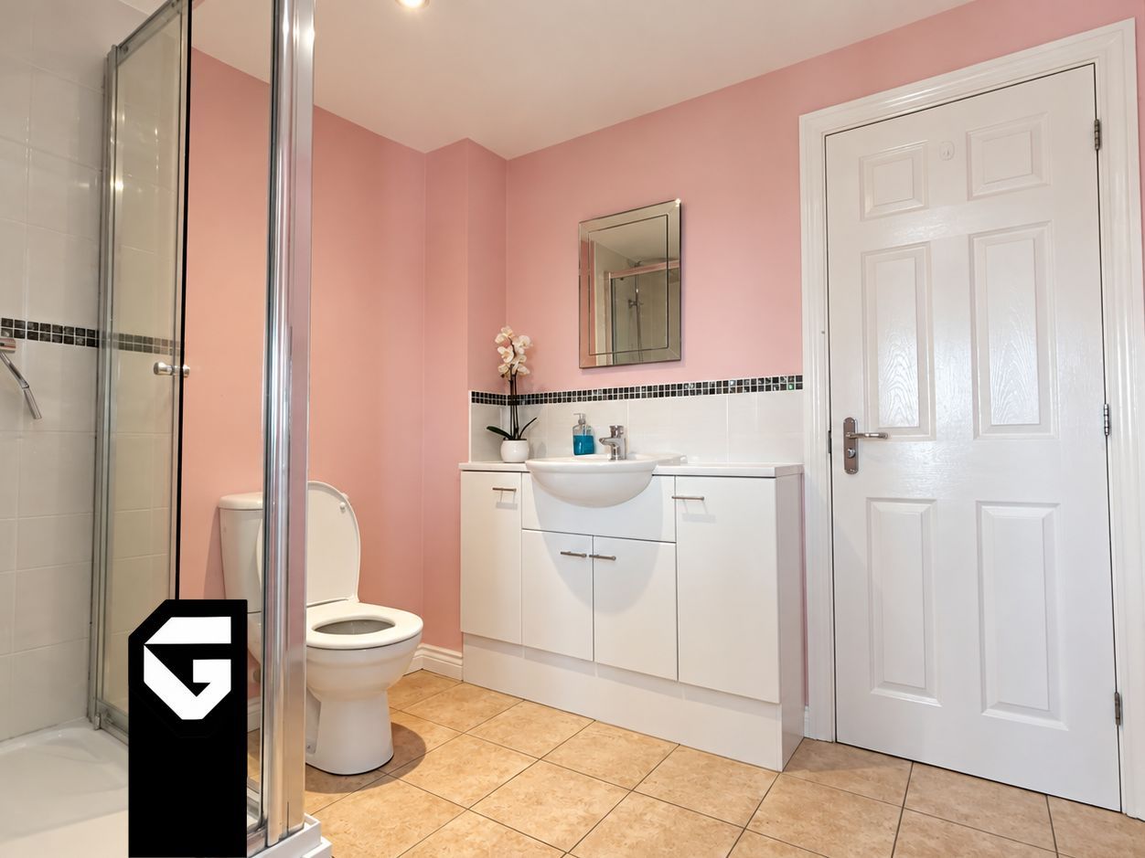 Room Wood Mead in Stoke Gifford