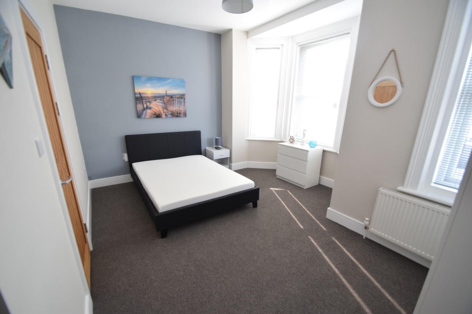 Room Langney Road in Eastbourne