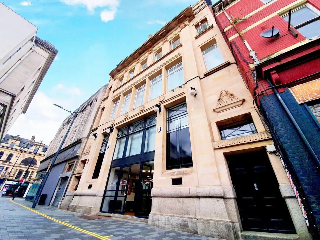 Flat Market Arcade in Newport
