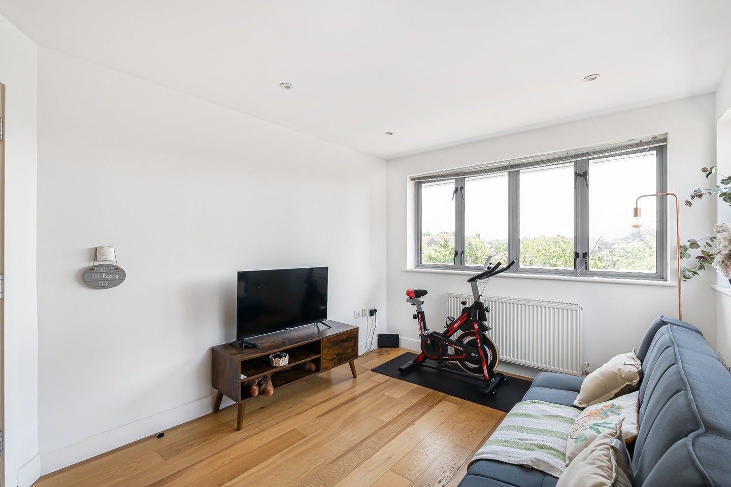 Flat Ealing Green in Greater London