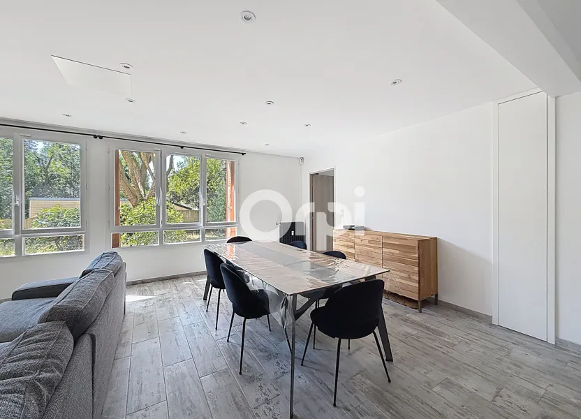Appartement Route du Pavé Blanc à Clamart