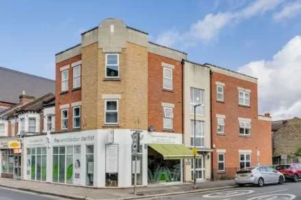 Flat Ridley Road in Greater London