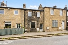 House Victoria Road in Cowling