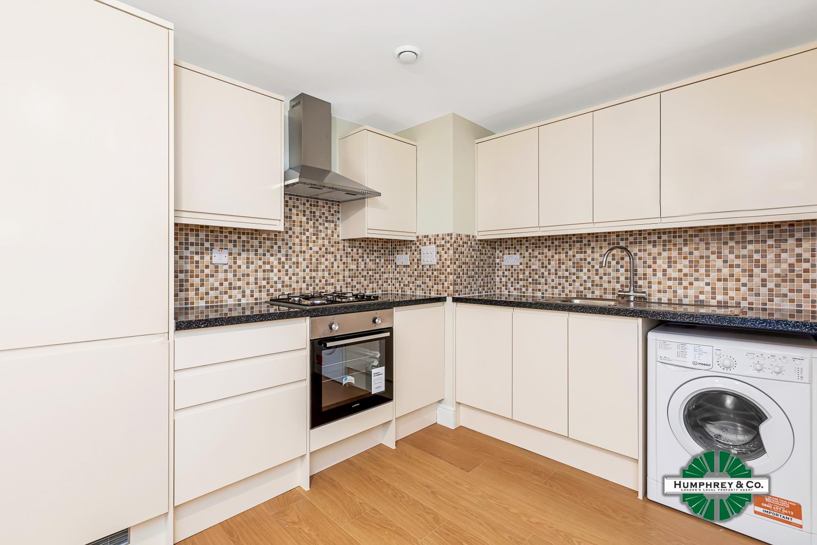 Flat Cameron Road in Greater London