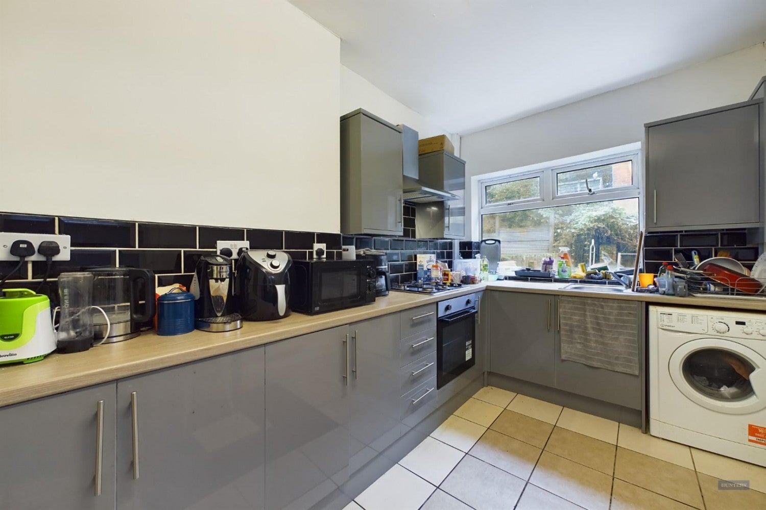 Flat Thackeray Road in Southampton