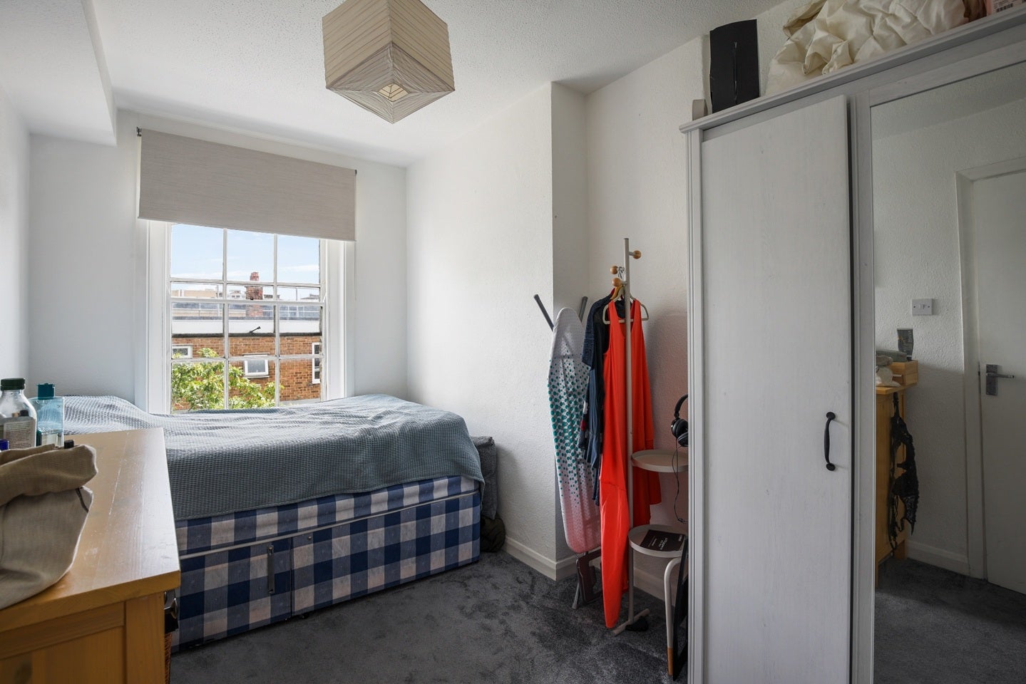 Flat Fanshaw Street in Greater London