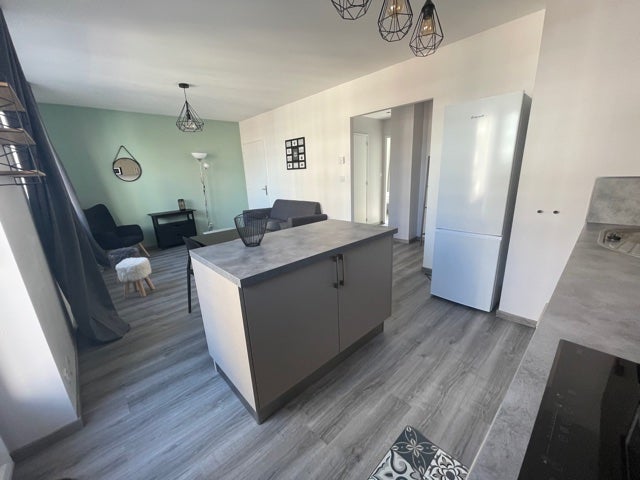 Appartement Rue De l'Enseigne Roux à Saint-Étienne
