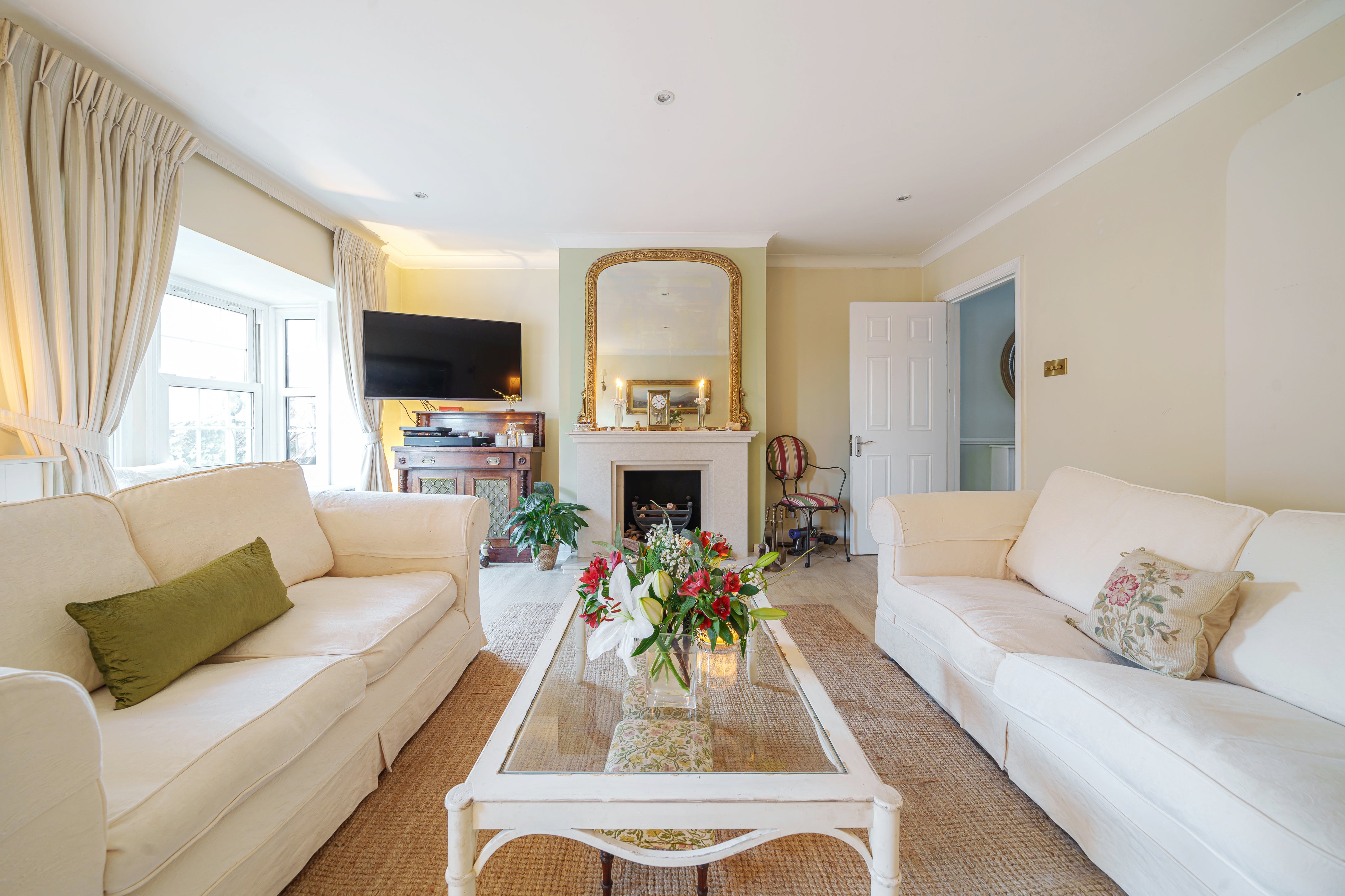 House Trafalgar Place in New Forest