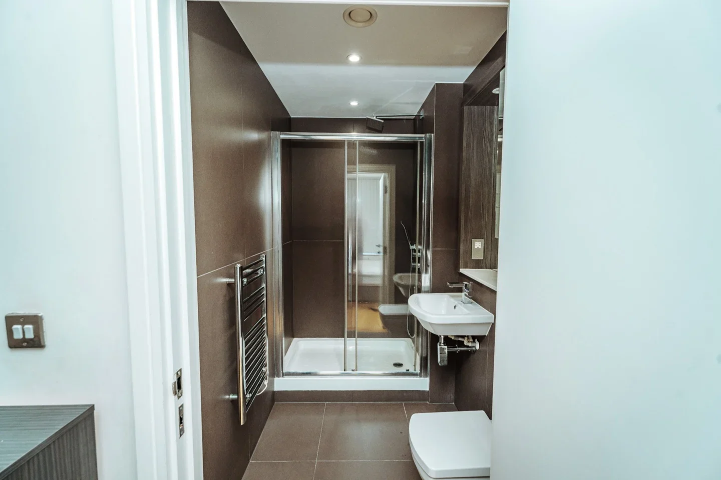 Flat Balfour Road in Greater London