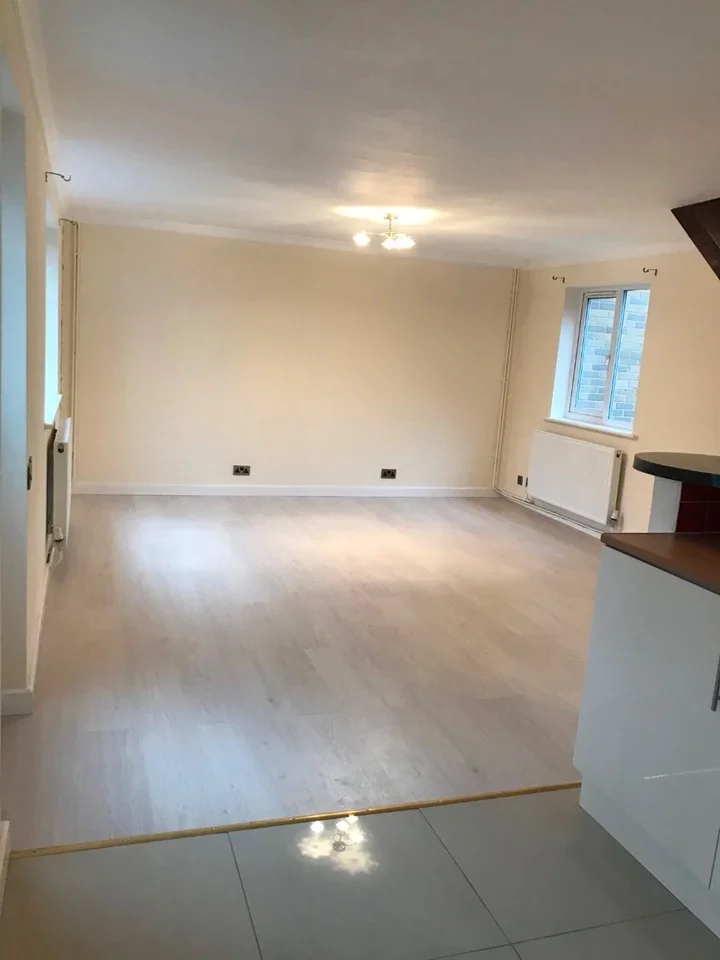 House Emerald Close in Greater London