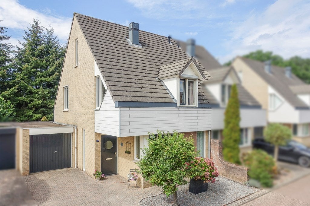 Huis Willem Vliegenlaan 19 in Reuver