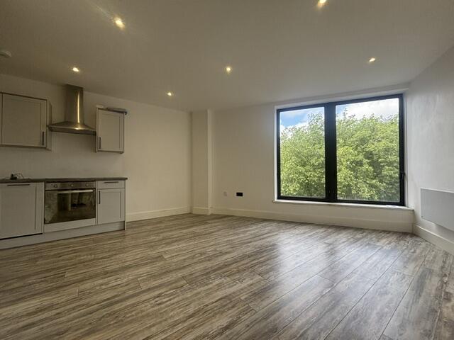 Flat Clarence Street in Swindon