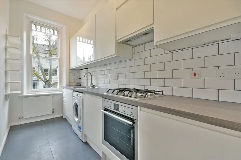 Flat Upper Street in Greater London
