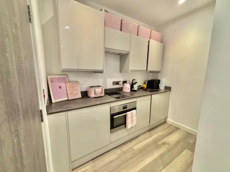 Flat Silver Street in Bury