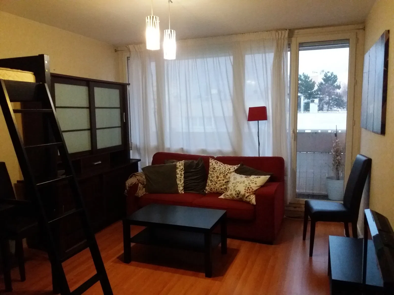 Room Avenue de Bourgogne in Les Ulis