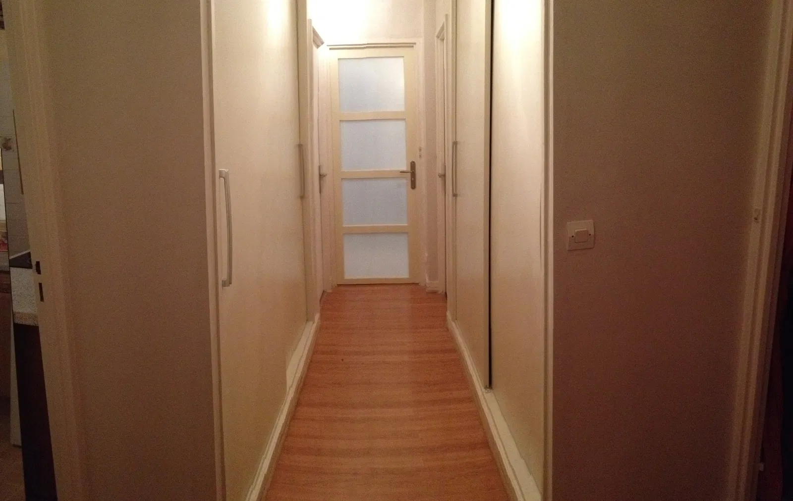 Room Avenue de Bourgogne in Les Ulis