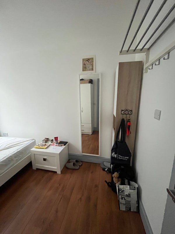 Room Redchurch Street in Greater London