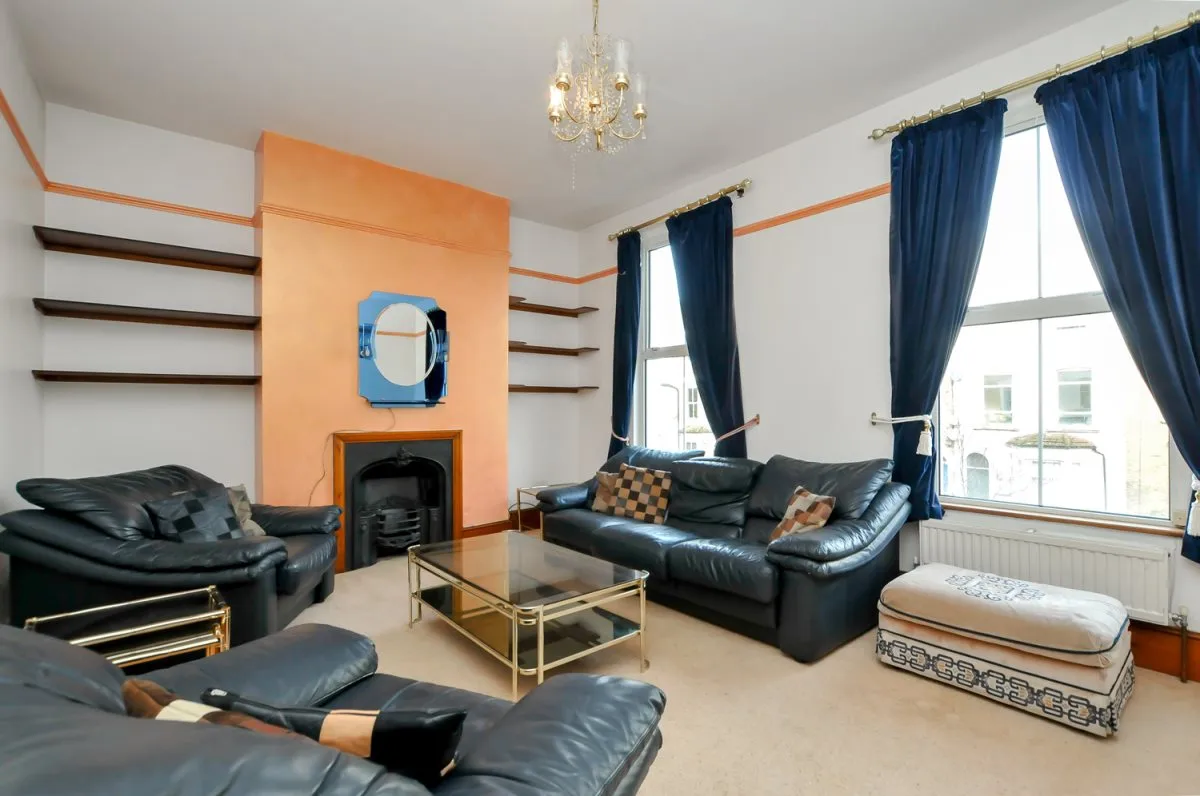 Flat Walford Road in Greater London