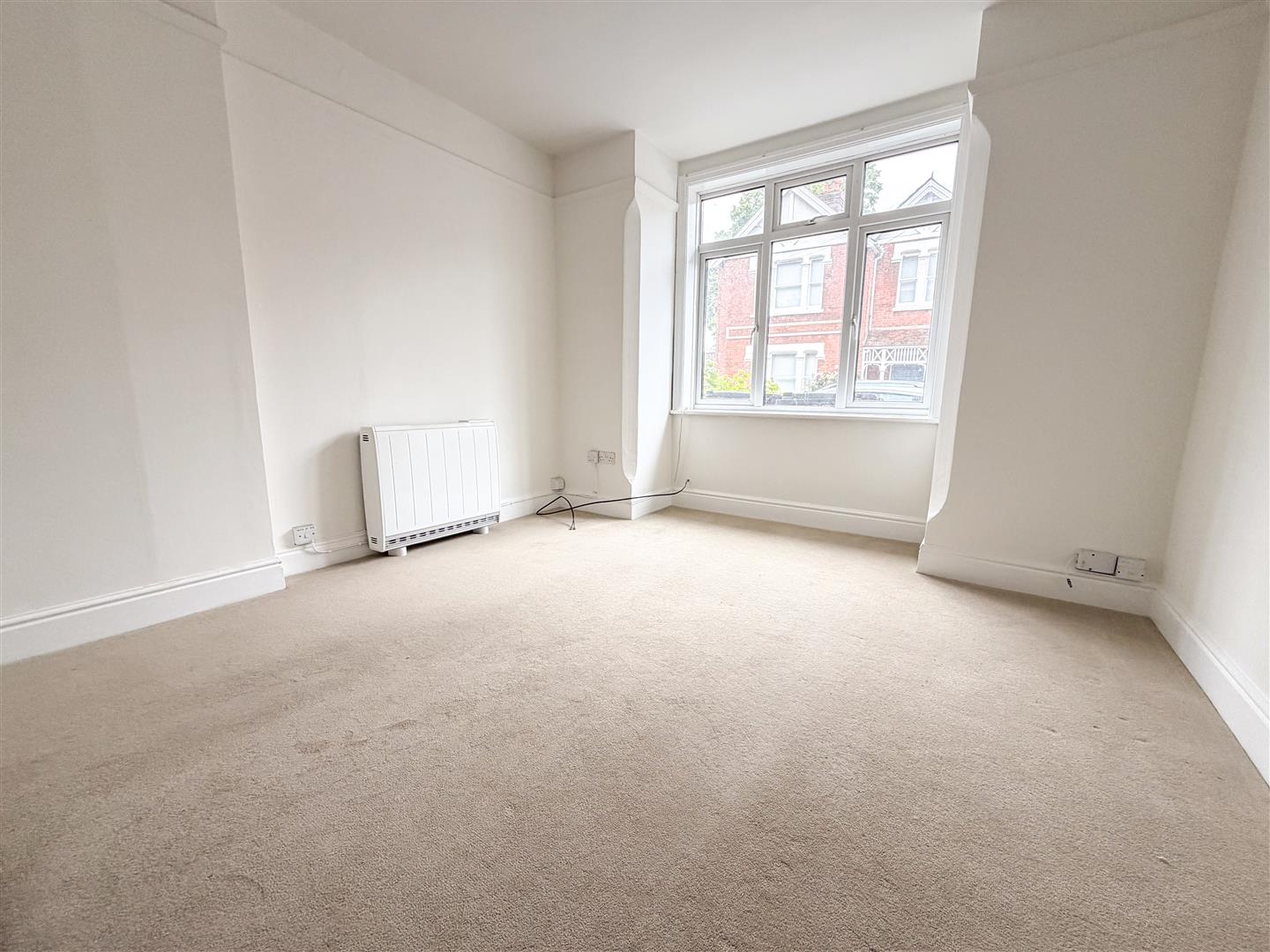 Room Wyndham Road in Salisbury