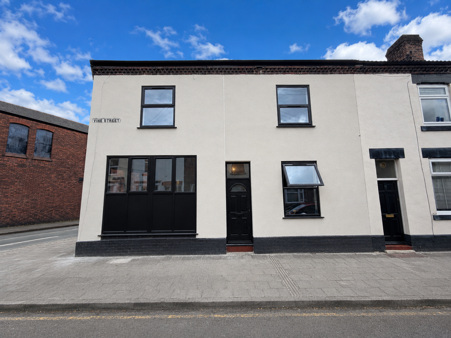 Flat Vine Street in Widnes