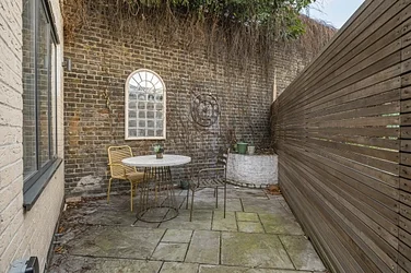 House Thorparch Road in Greater London