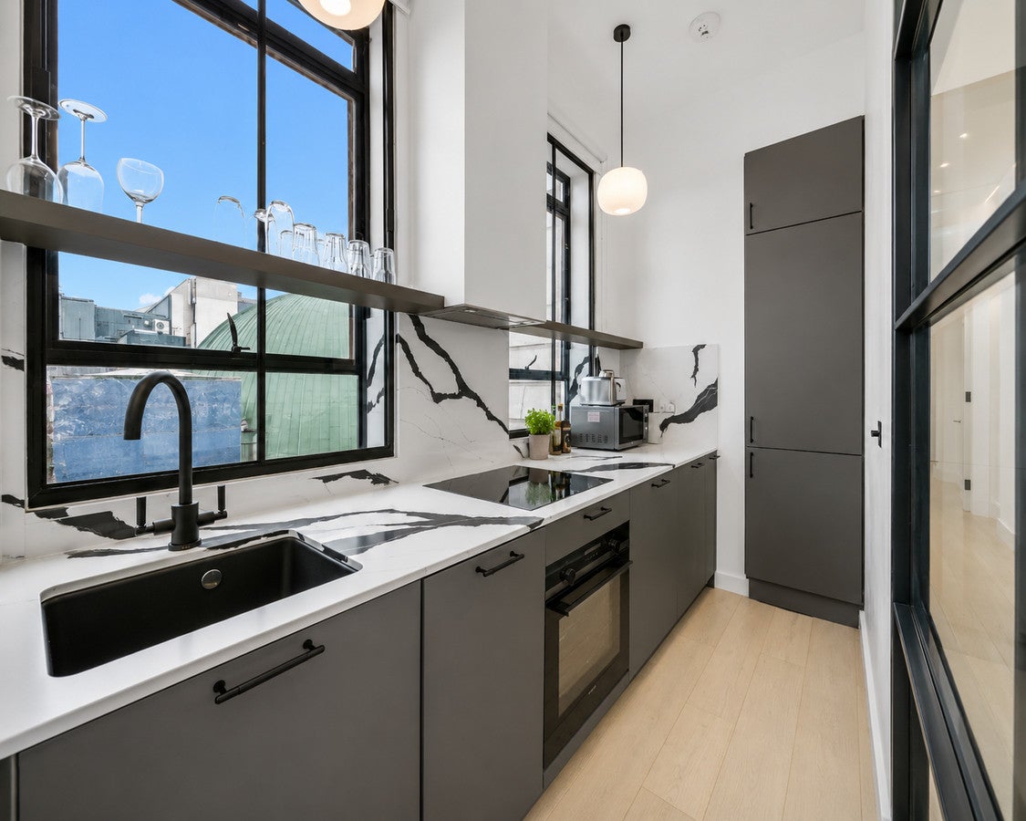 Flat Allsop Place in City of Westminster