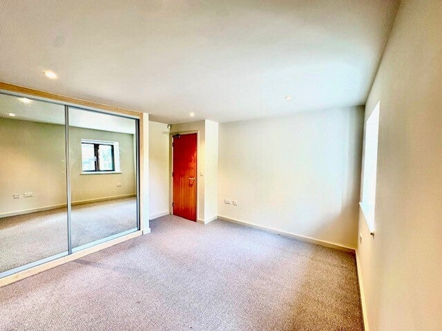 Flat Cutlers Court in Sheffield