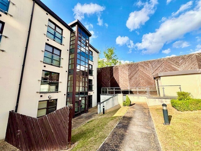 Flat Cutlers Court in Sheffield