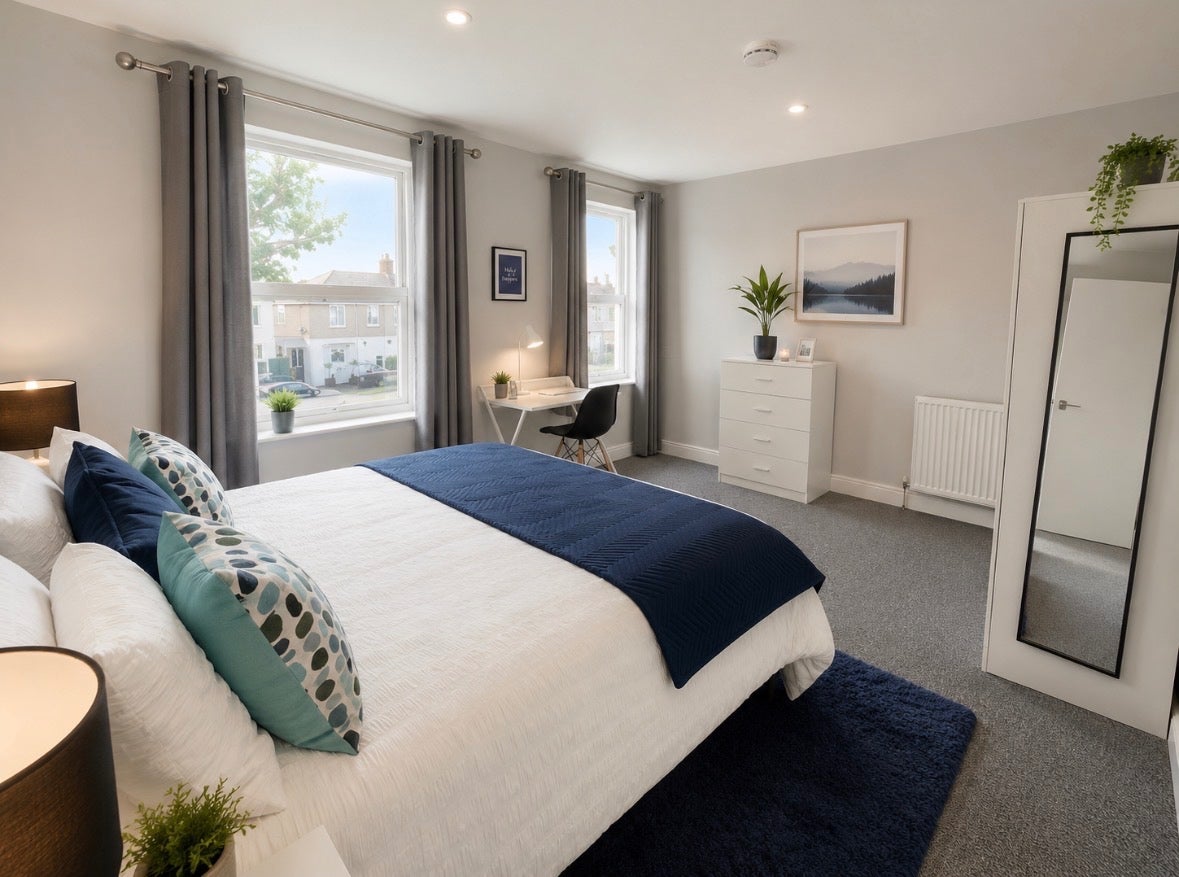 Room Whitworth Road in Swindon
