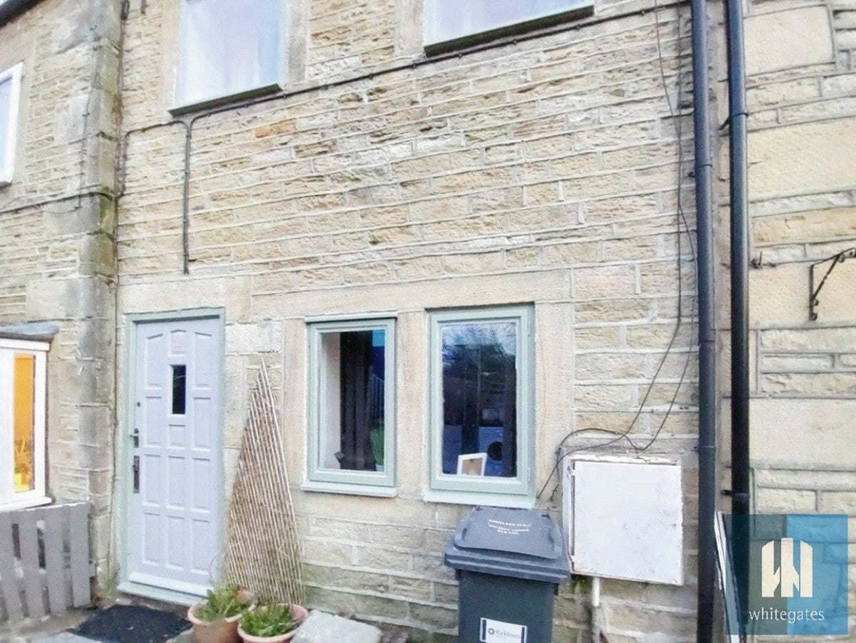 House Cinder Hills Road in Kirklees