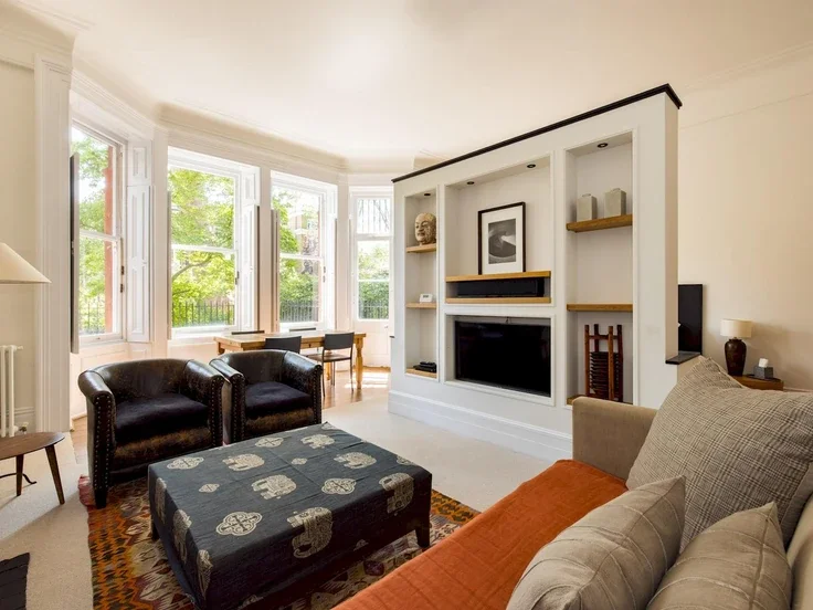 Flat Harrington Gardens in Greater London
