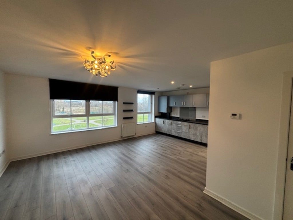 Flat Richmond Park Terrace in Glasgow