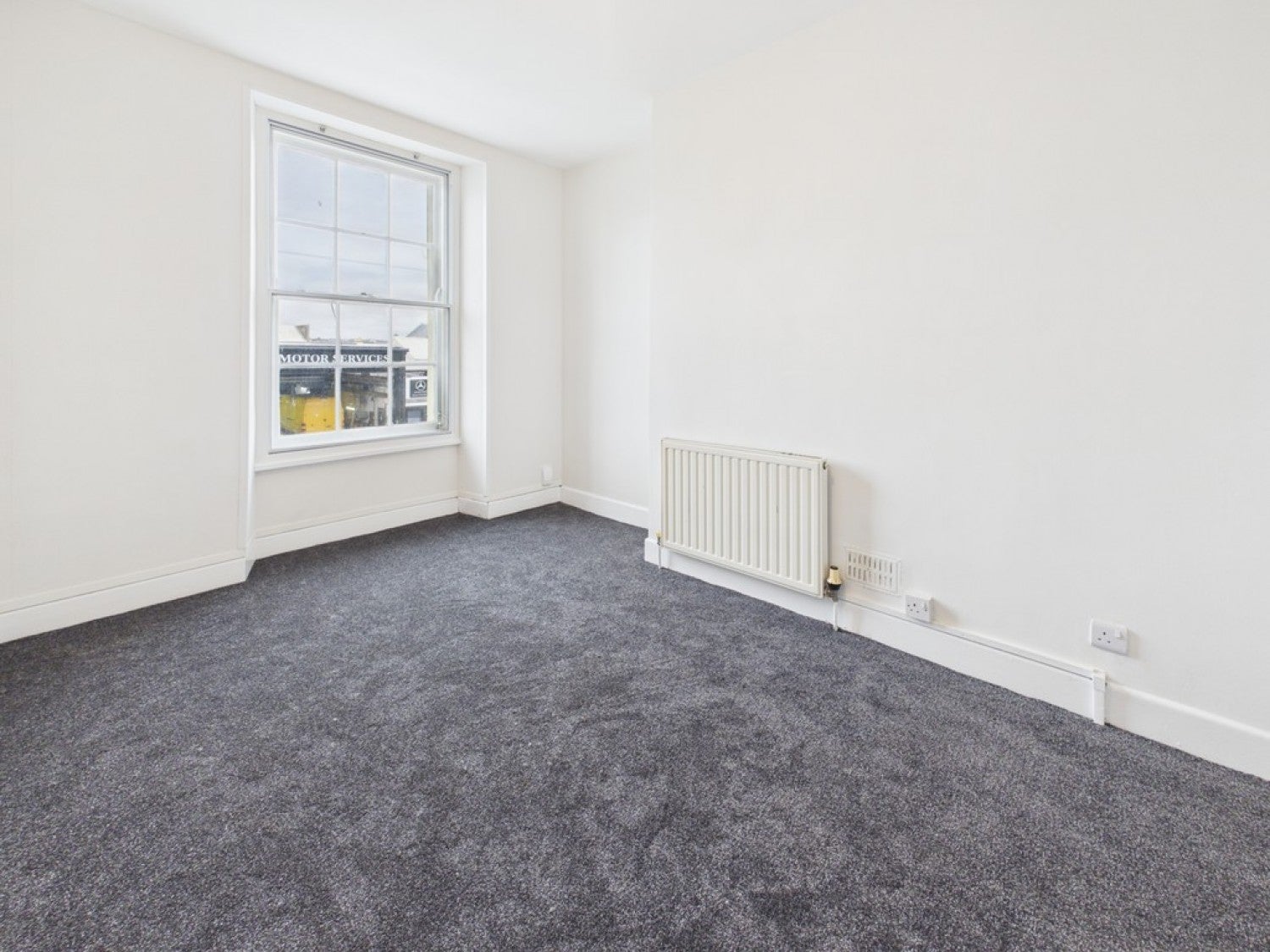 Flat Emma Place in Plymouth