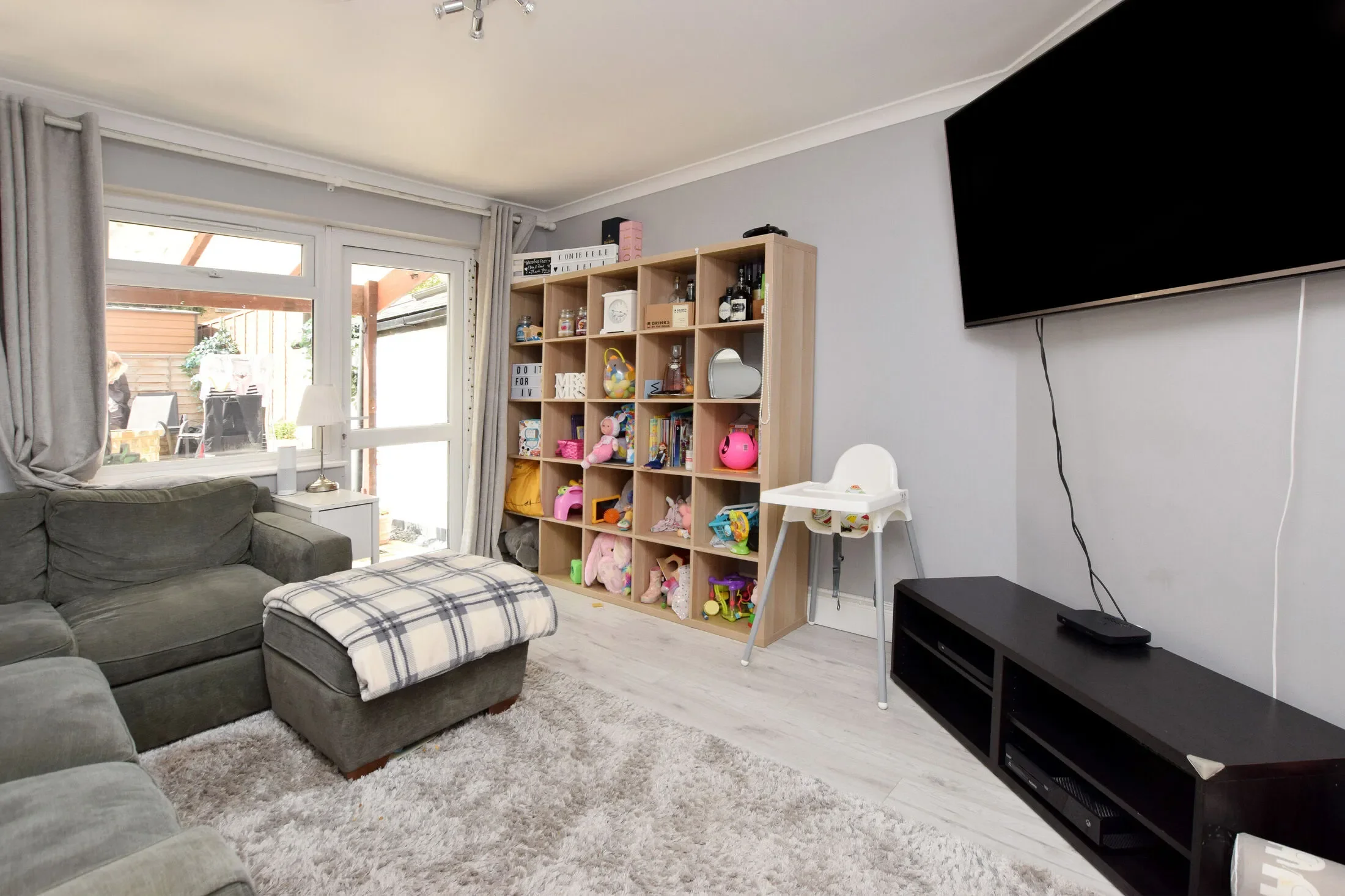 Flat Deaconsfield Road in Dacorum