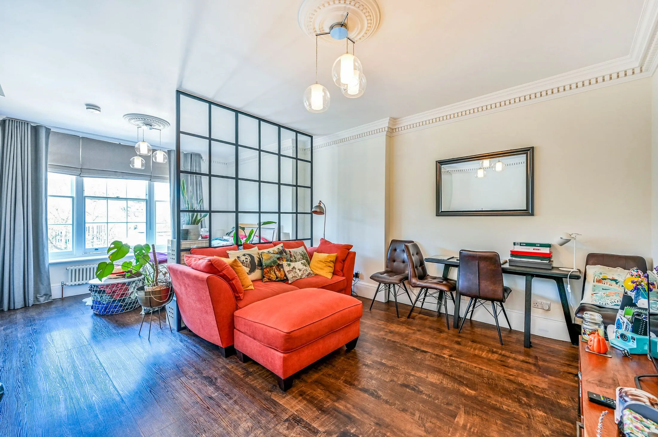 Flat Millbrook in Guildford