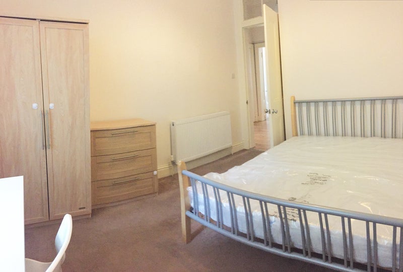 Room Oban Drive in Glasgow