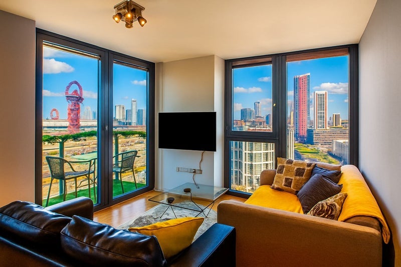 Room High Street in Greater London