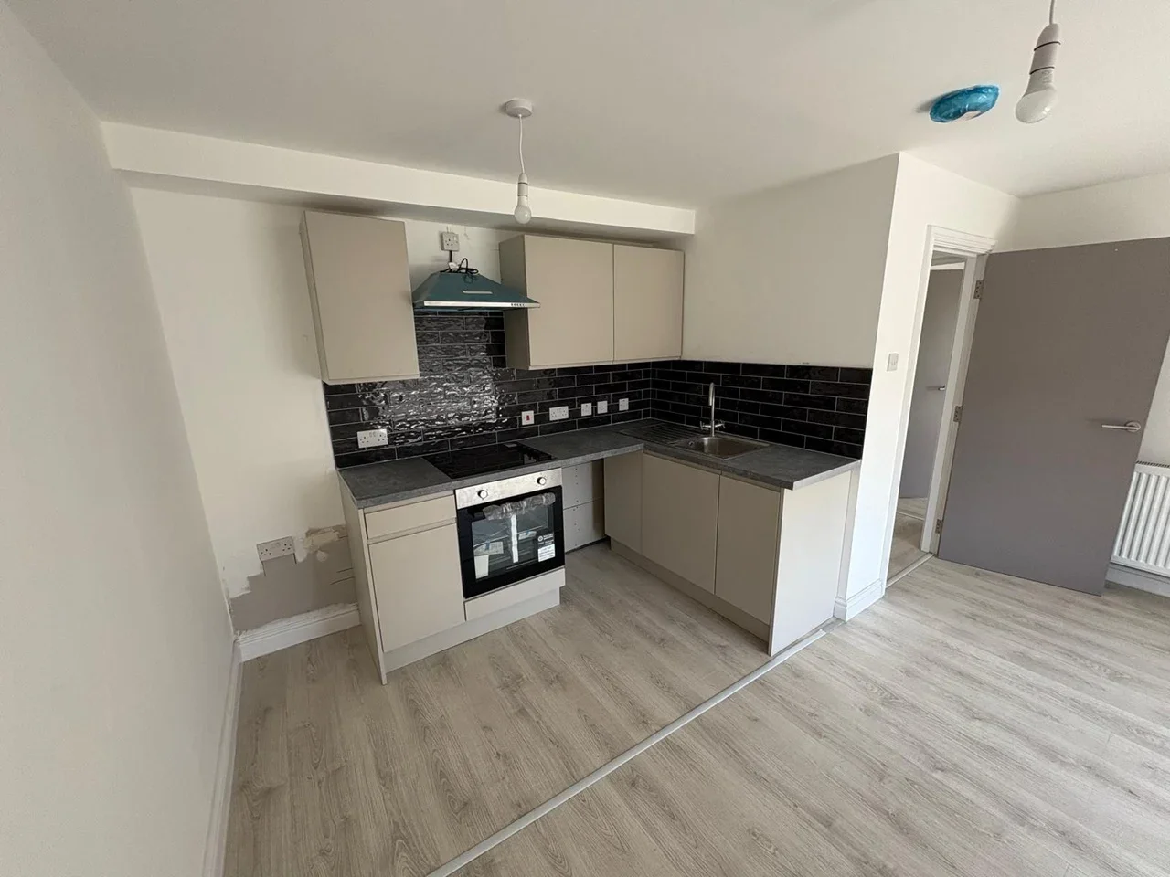 Flat Halewood Road in Liverpool