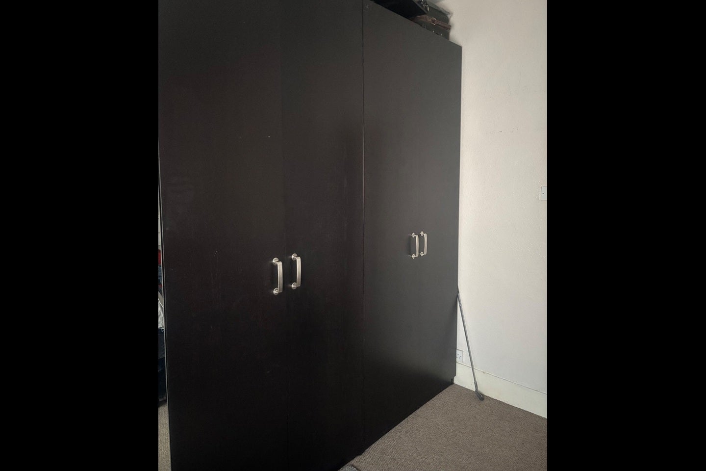 Room Ross Parade in Greater London