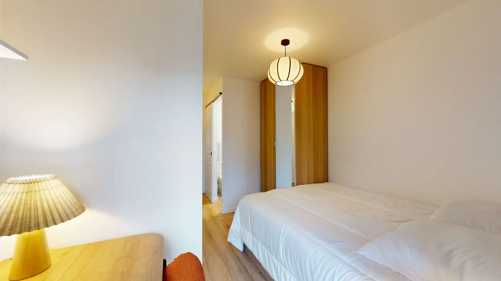 Room Place Richard Baret in Paris