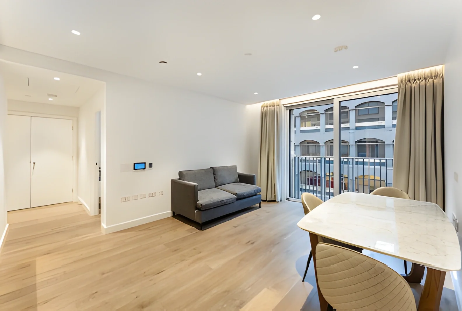House Phoenix Place in Greater London