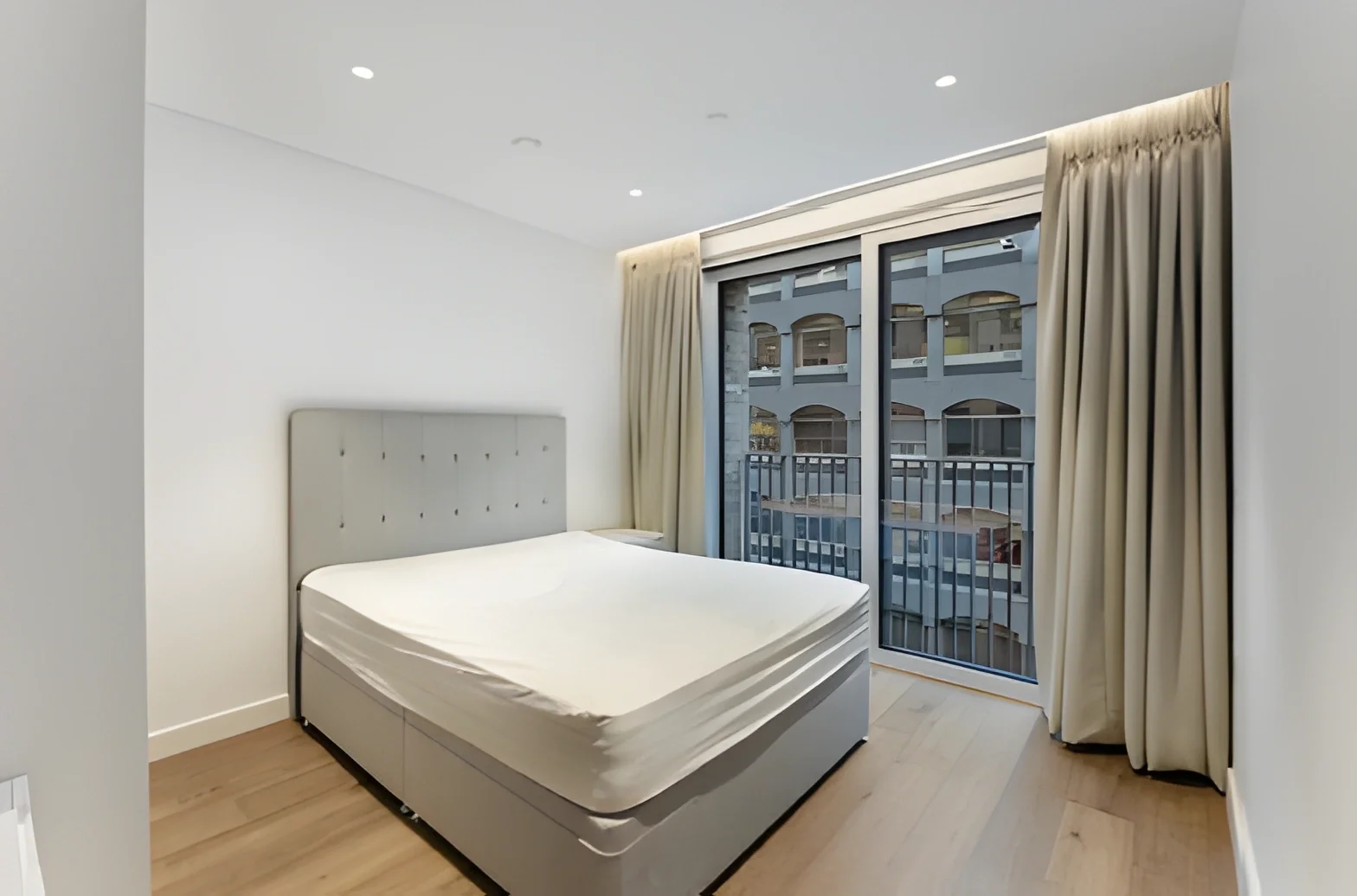 House Phoenix Place in Greater London