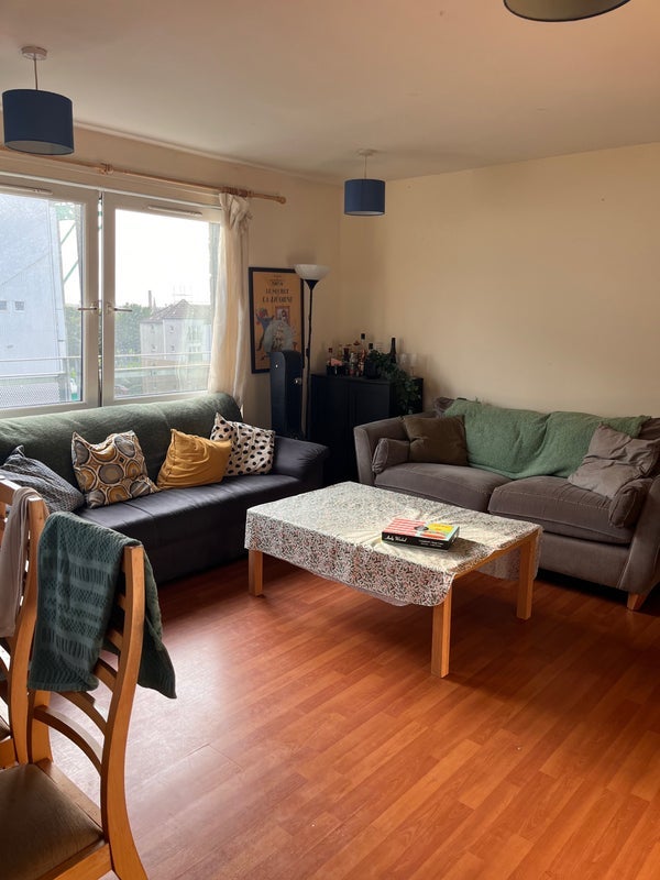 Room Hawkhill Close in City of Edinburgh