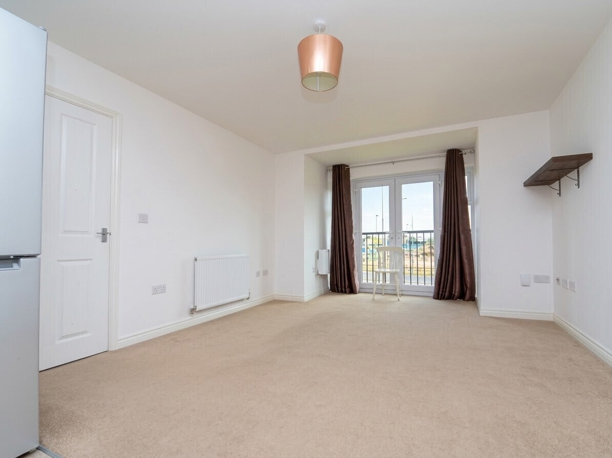 Flat Collis Close in Lichfield