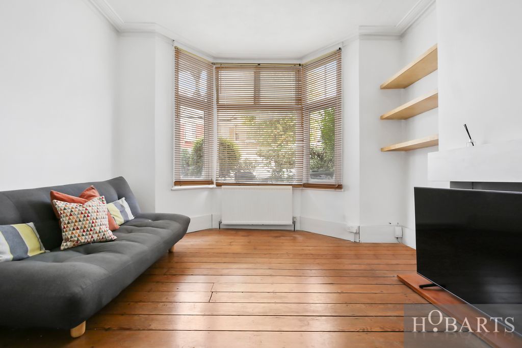 Flat Marlborough Road in Greater London