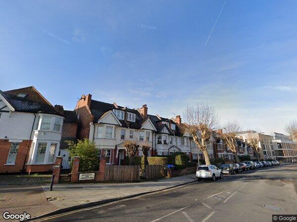 House Newman Close in Greater London