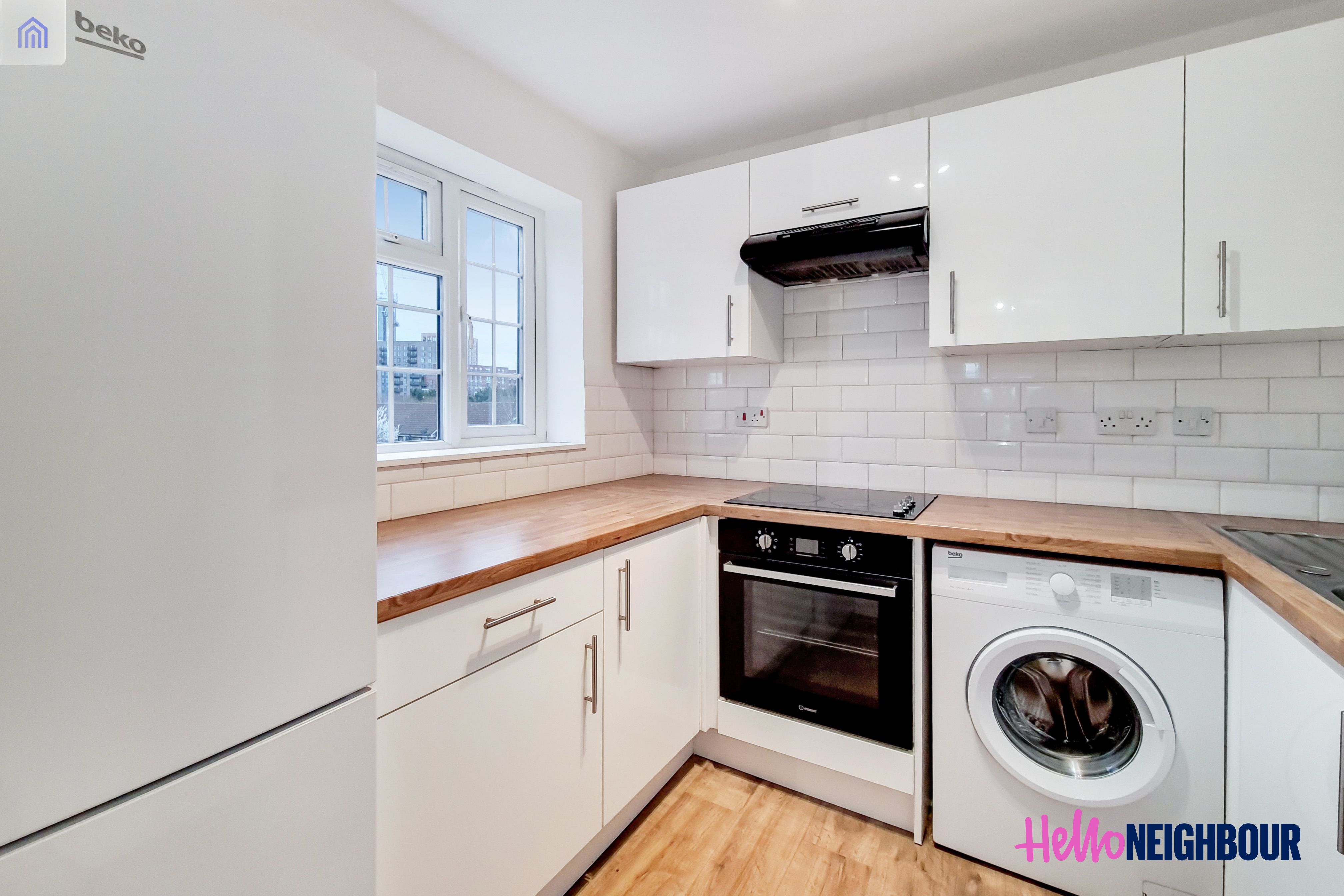 Flat Eagle Drive in Greater London