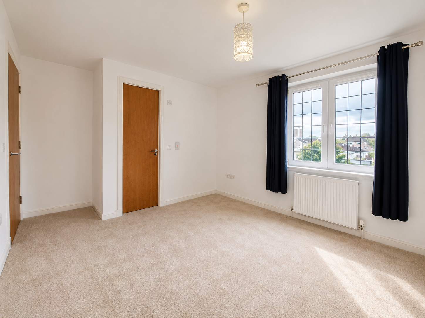Flat Chesterfield Gardens in Glasgow