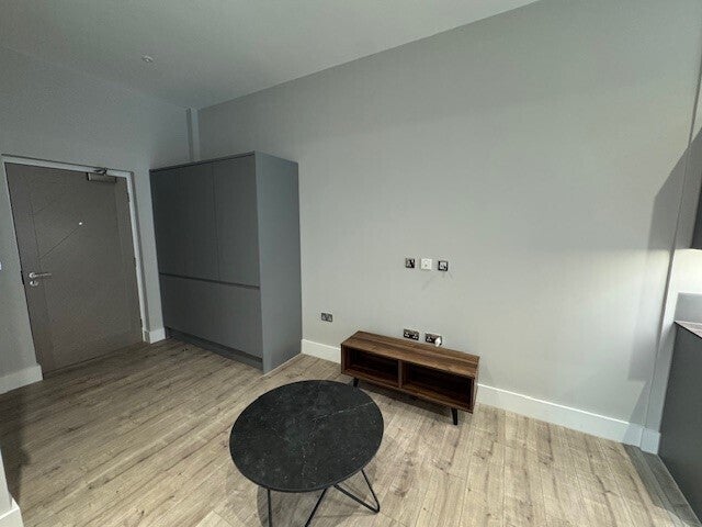 Flat Winifred Street in Leicester