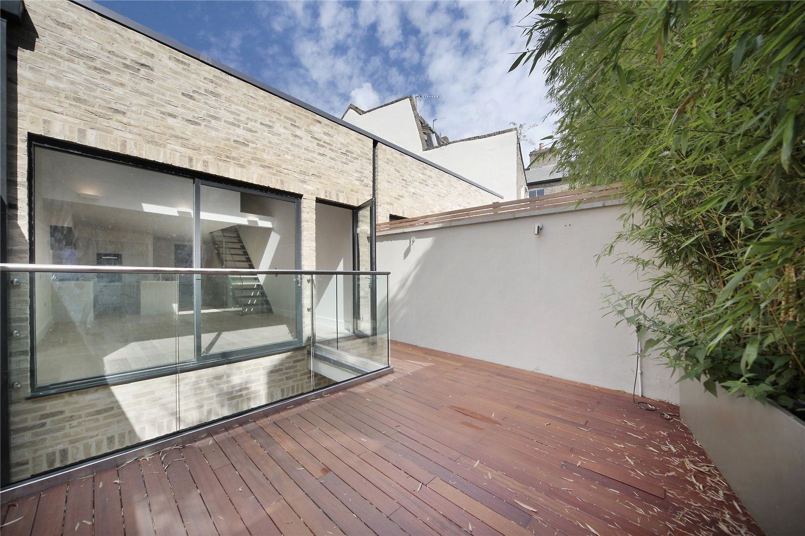 House Marcus Terrace in Greater London